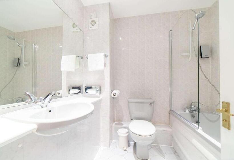 اتاق استاندارد با تخت بزرگ, Quality Hotel Coventry