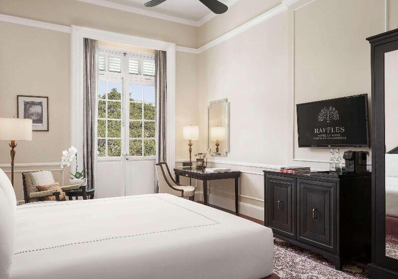 اتاق استاندارد با تخت بزرگ, Raffles Hotel Le Royal