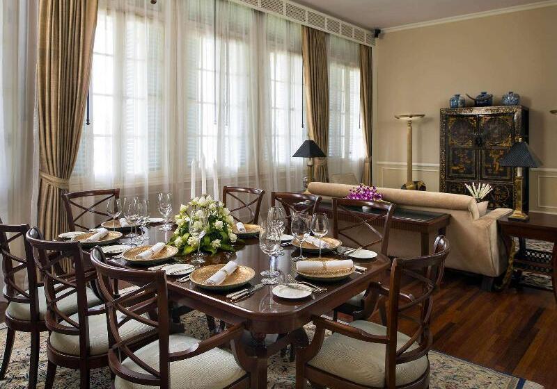 سوئیت اجرایی با تخت کینگ, Raffles Hotel Le Royal