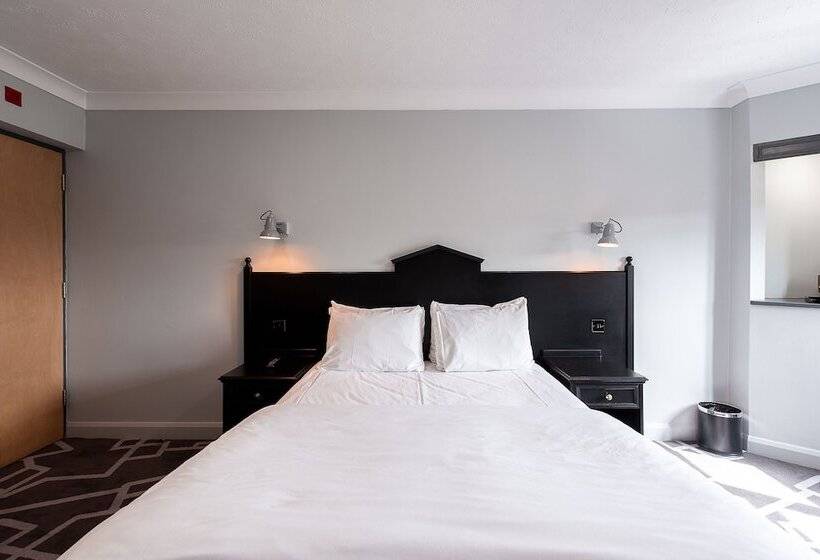 اتاق استاندارد, Village Hotel Liverpool