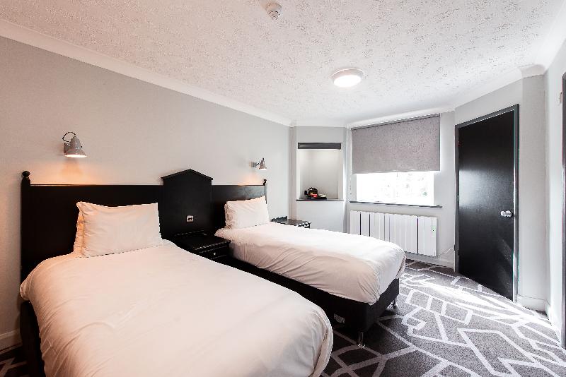 اتاق استاندارد, Village Hotel Liverpool