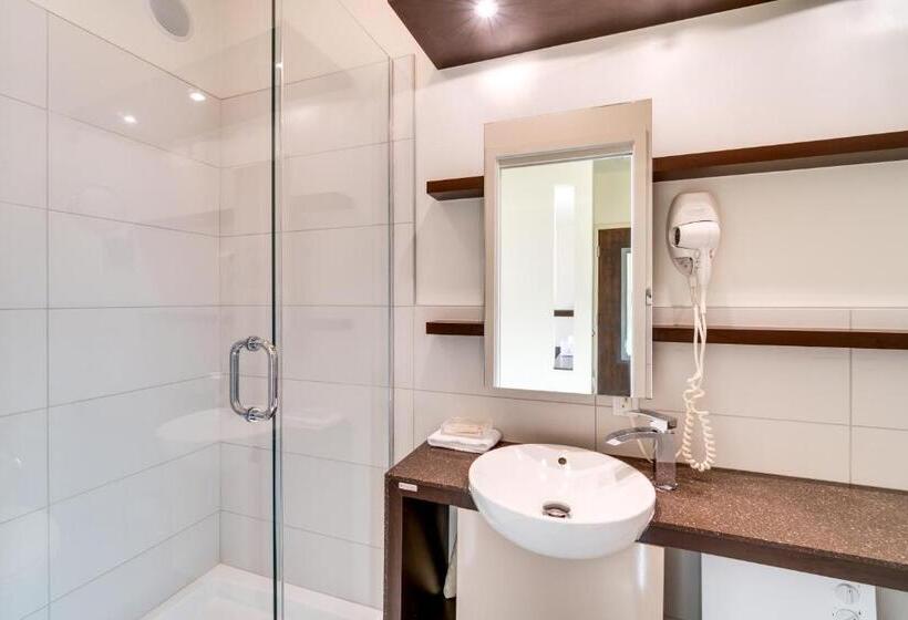 اتاق لوکس, Goéliche Hotel Et Appartement