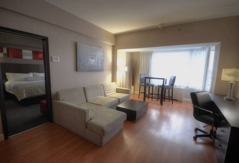 Suite Llit King, Armon Plaza Montreal Airpt, Trademark Collection By Wyndham