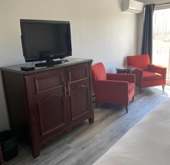 اتاق استاندارد با تخت بزرگ برای معلولان, Auberge La Camarine
