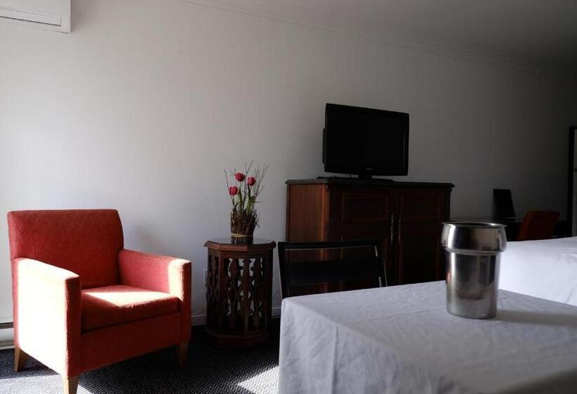 اتاق سوپریور با تخت بزرگ, Auberge La Camarine