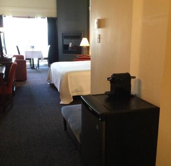 سوئیت با تخت بزرگ, Auberge La Camarine