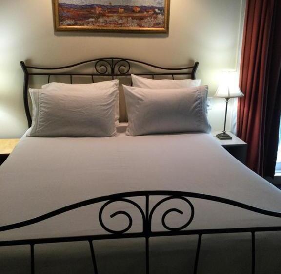 اتاق لوکس, Auberge La Camarine