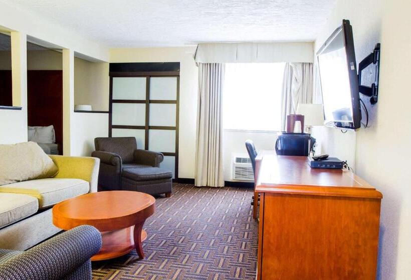 Suite, Wyndham Garden Medicine Hat Conference Center