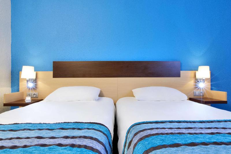 سوئیت با تخت بزرگ, Hilton Vancouver Airport