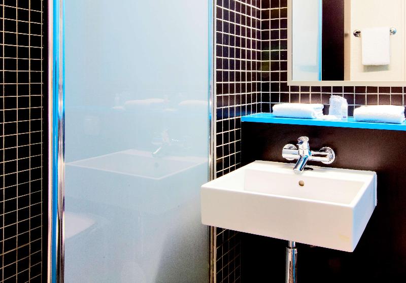 سوئیت با تخت بزرگ, Hilton Vancouver Airport
