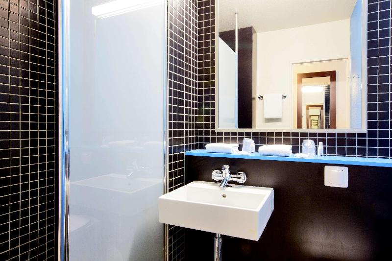سوئیت با تخت بزرگ, Hilton Vancouver Airport