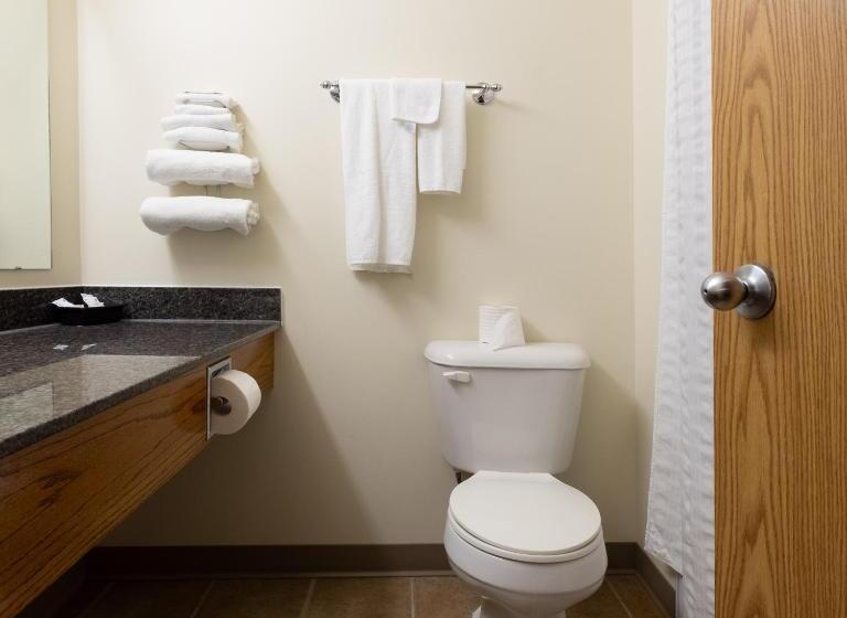 سوییت لوکس, Perfect Inns & Suites