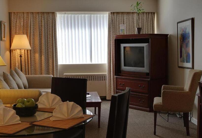 スイート, Rosellen Suites At Stanley Park