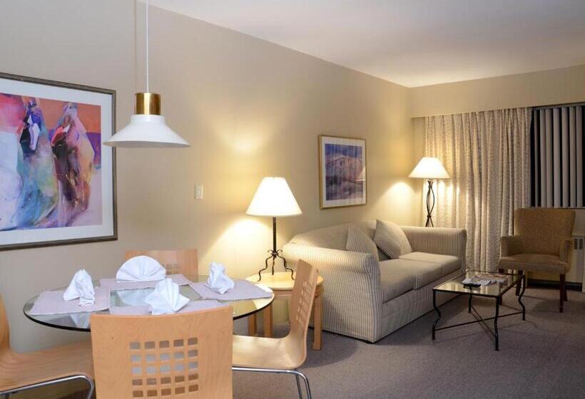 スイート, Rosellen Suites At Stanley Park