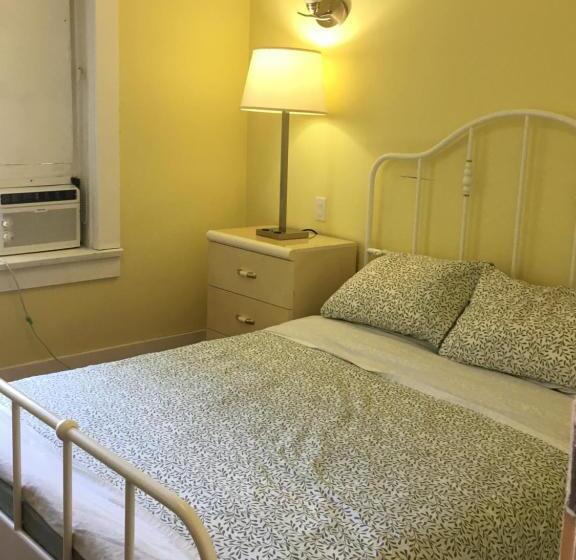 اتاق استاندارد با سرویس بهداشتی مشترک, Manor Guest House