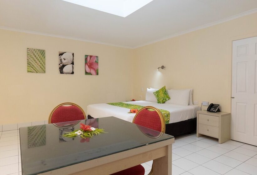 استودیوی استاندارد, Club Raro Resort  Adults Only
