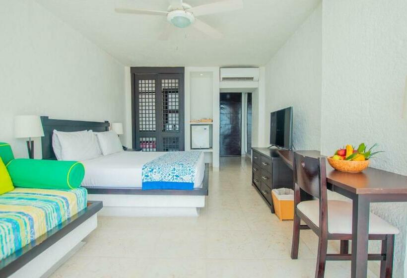 Habitación Superior, Tamaca Beach Resort