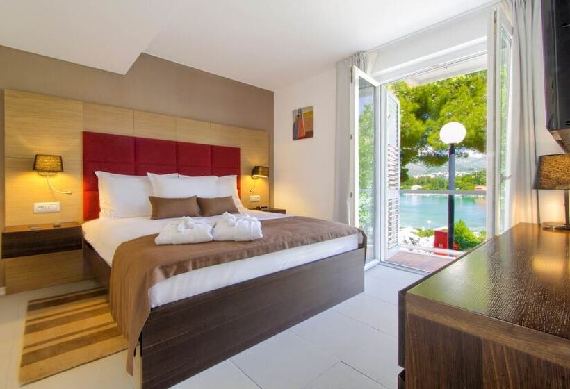 سوییت جونیور با چشم‌انداز دریا, Tui Blue Kalamota Island   All Inclusive