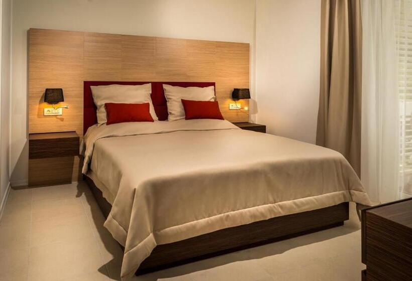 سوییت جونیور با چشم‌انداز دریا, Tui Blue Kalamota Island   All Inclusive