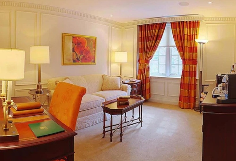 Deluxe Suite, Windsor Arms