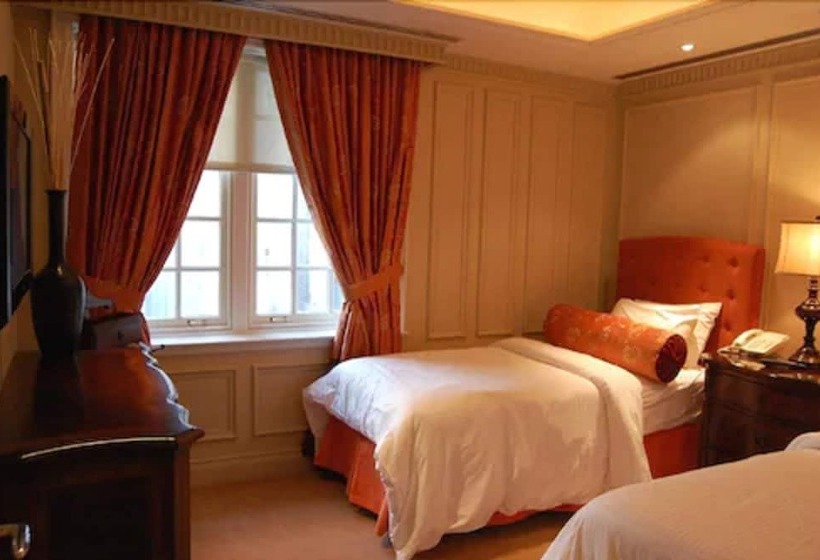 2 Schlafzimmer Suite, Windsor Arms