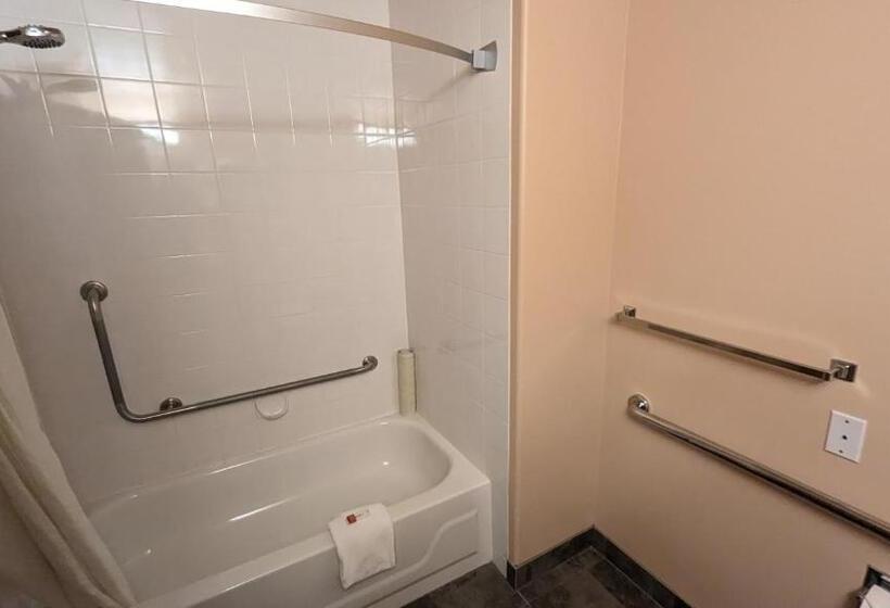 اتاق استاندارد برای معلولان, Ramada By Wyndham Cranbrook