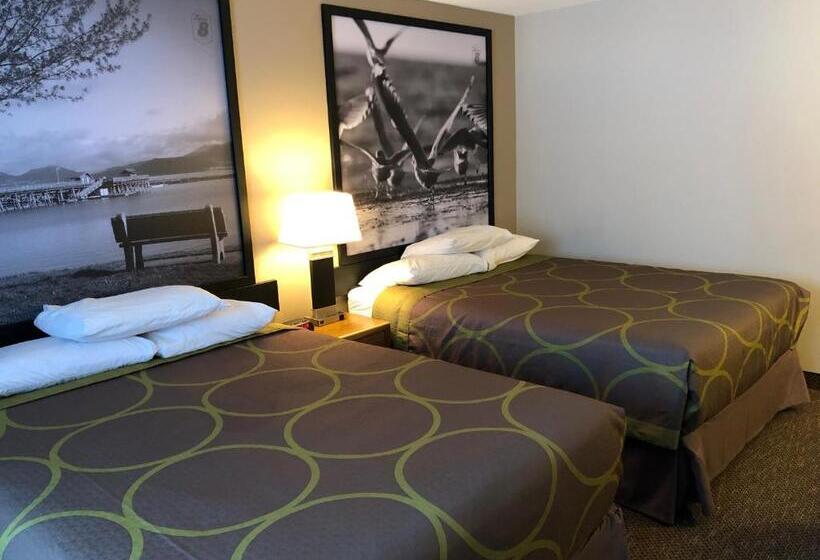 Chambre Standard, Super 8 By Wyndham Salmon Arm