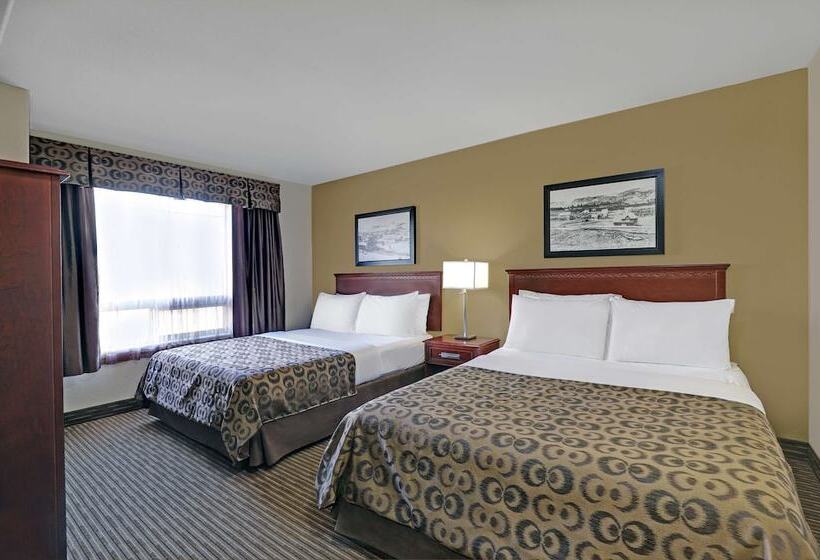 سوییت, Surestay Plus Hotel By Best Western Drumheller
