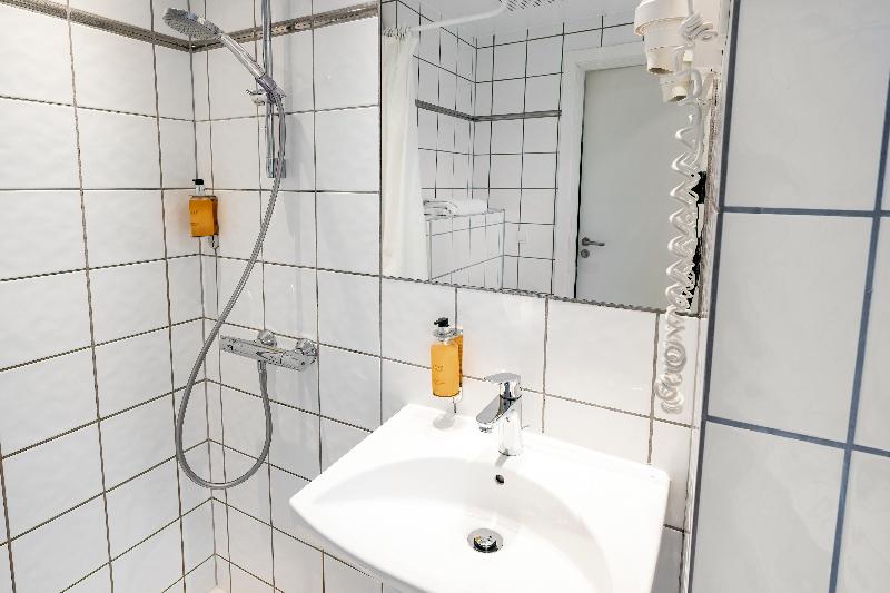 اتاق استاندارد سه نفره, Go Hotel Ansgar
