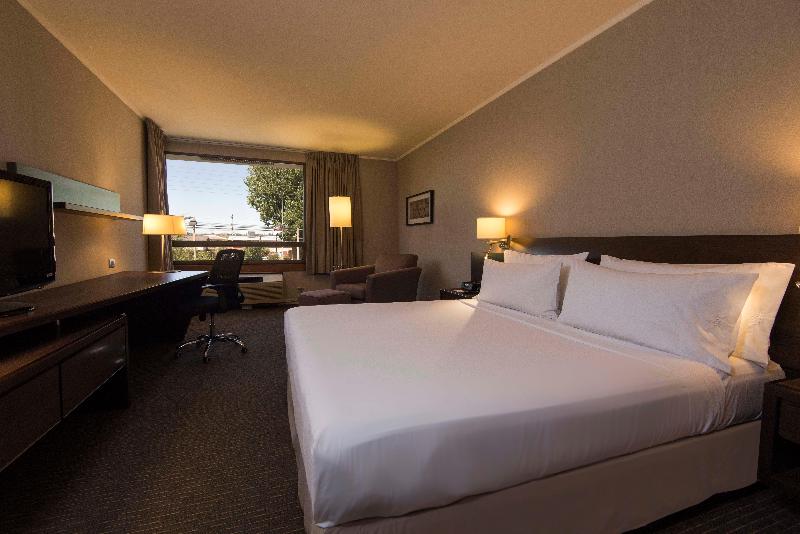 اتاق استاندارد با تخت بزرگ برای معلولان, Holiday Inn Express   Temuco, An Ihg