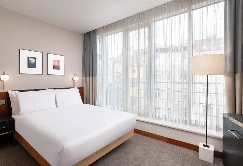 اتاق استاندارد با چشم‌انداز باغ, K+k Hotel Fenix