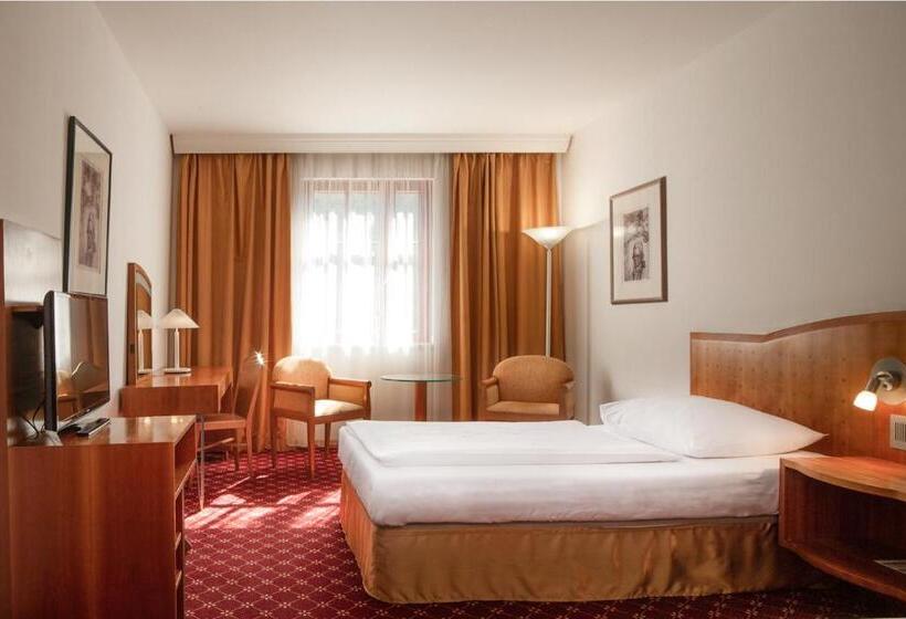 اتاق استاندارد, Orea Spa Hotel Cristal