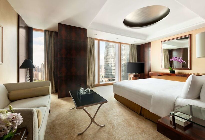 سوئیت پریمیوم, Pudong Shangrila, Shanghai