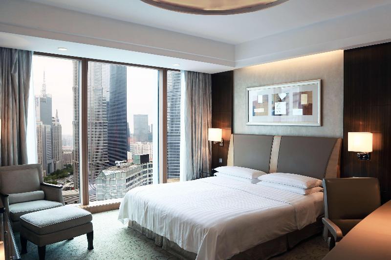 اتاق اجرایی با تخت بزرگ, Pudong Shangrila, Shanghai