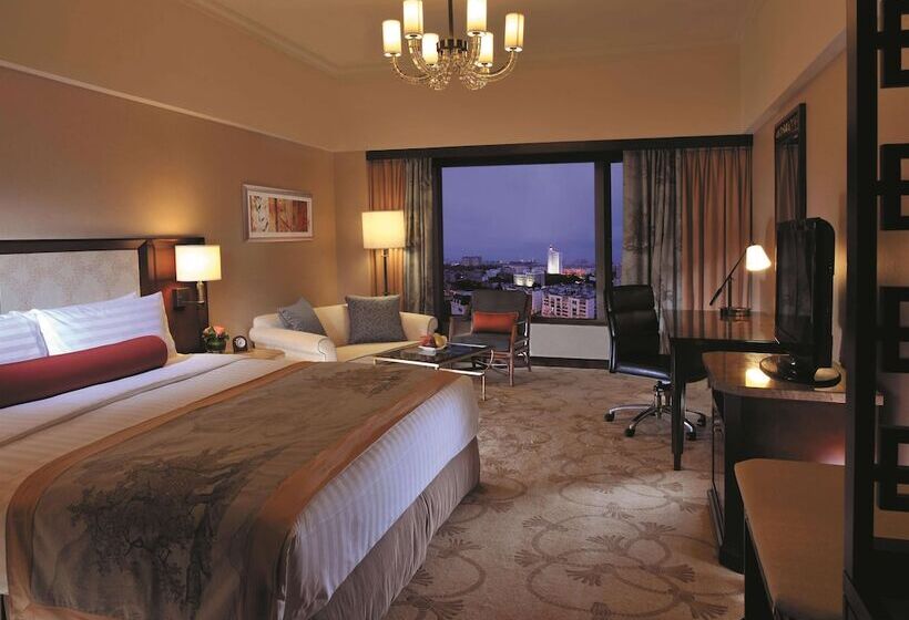 اتاق لوکس با چشم‌انداز شهر, Shangrila Beihai