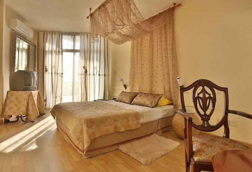 اتاق لوکس, Sylva