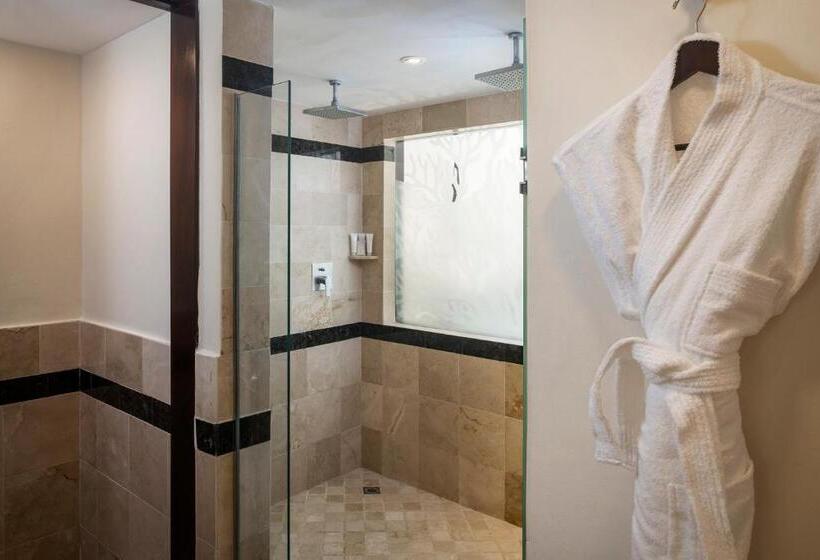 اتاق لوکس با چشم‌انداز دریا, Jewel Palm Beach
