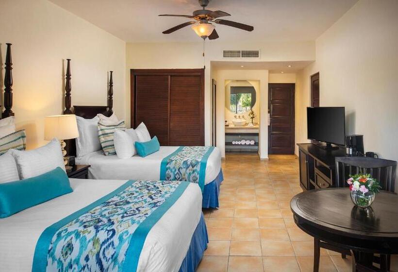 اتاق لوکس با چشم‌انداز, Jewel Palm Beach