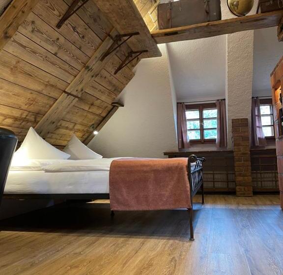 Cameră Romantică, Romantik Hotel U Raka