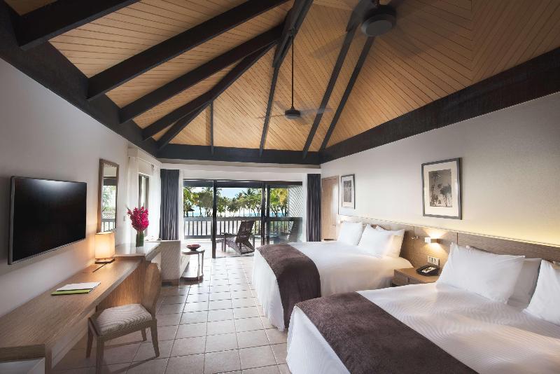 اتاق استاندارد با چشم‌انداز دریا, Doubletree Resort By Hilton Hotel Fiji   Sonaisali Island