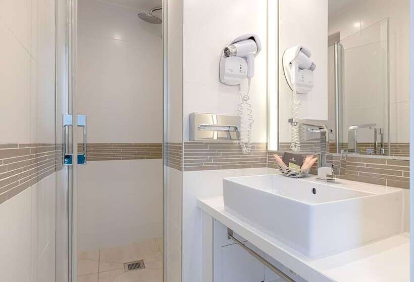 اتاق استاندارد, Hôtel Le Beaugency