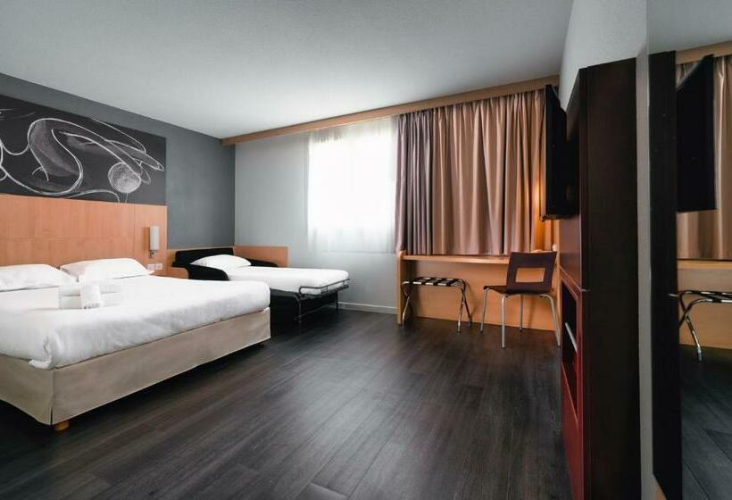 Chambre Triple Standard, Easy Nice Palais Des Congres  Old Town