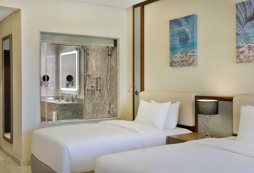 Superior Room Sea View with Balcony, Hilton Hurghada Plaza