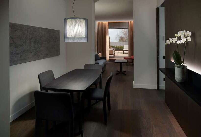 سوئیت با تخت بزرگ, Hilton Hurghada Plaza