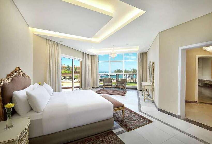 سوییت, Hilton Hurghada Plaza