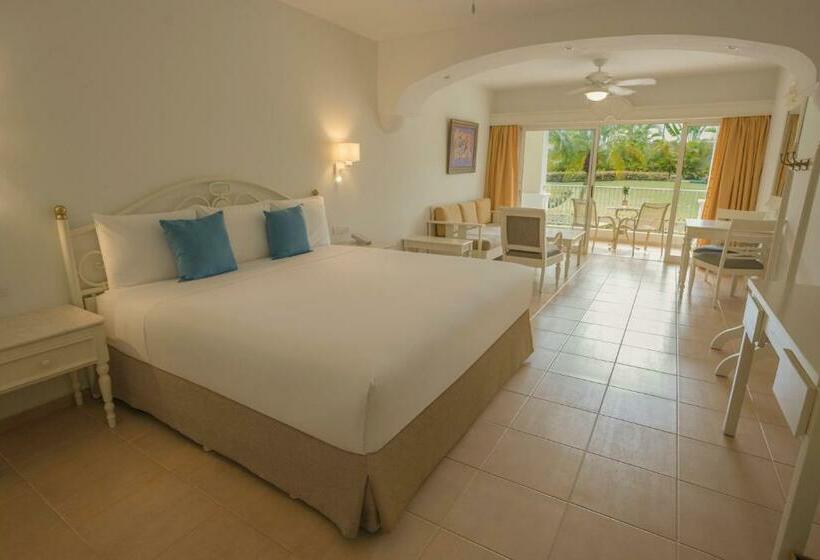سوییت جونیور, Iberostar Waves Punta Cana