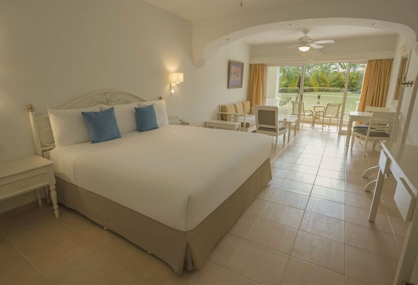 سوییت جونیور, Iberostar Waves Punta Cana