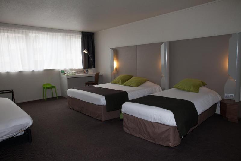 اتاق استاندارد چهار تخته, Campanile Prime Paris 19   La Villette