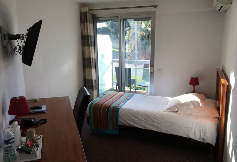 Standard Single Room, Cit  Tierce Beach