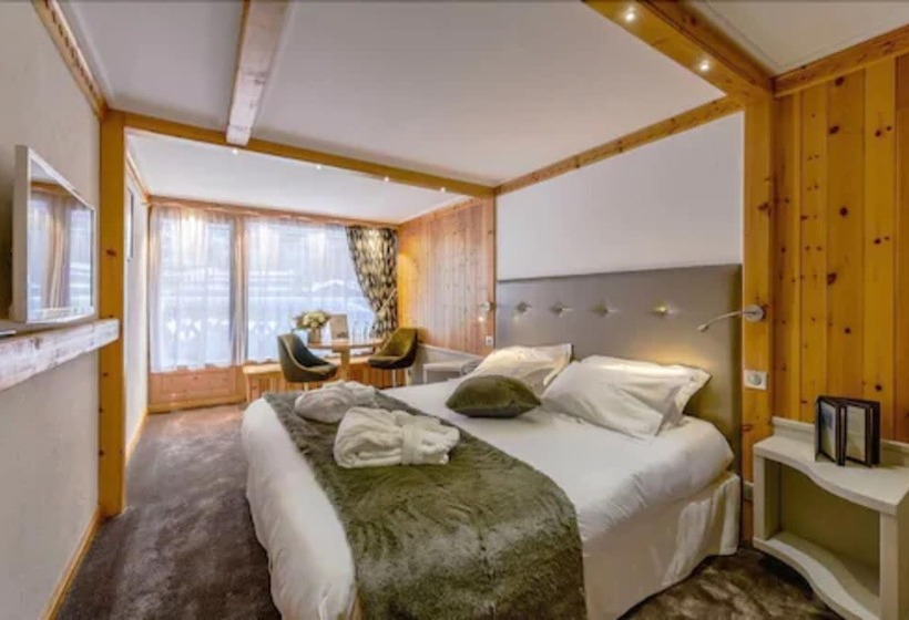 سوییت خانوادگی, Hôtel Les Sherpas